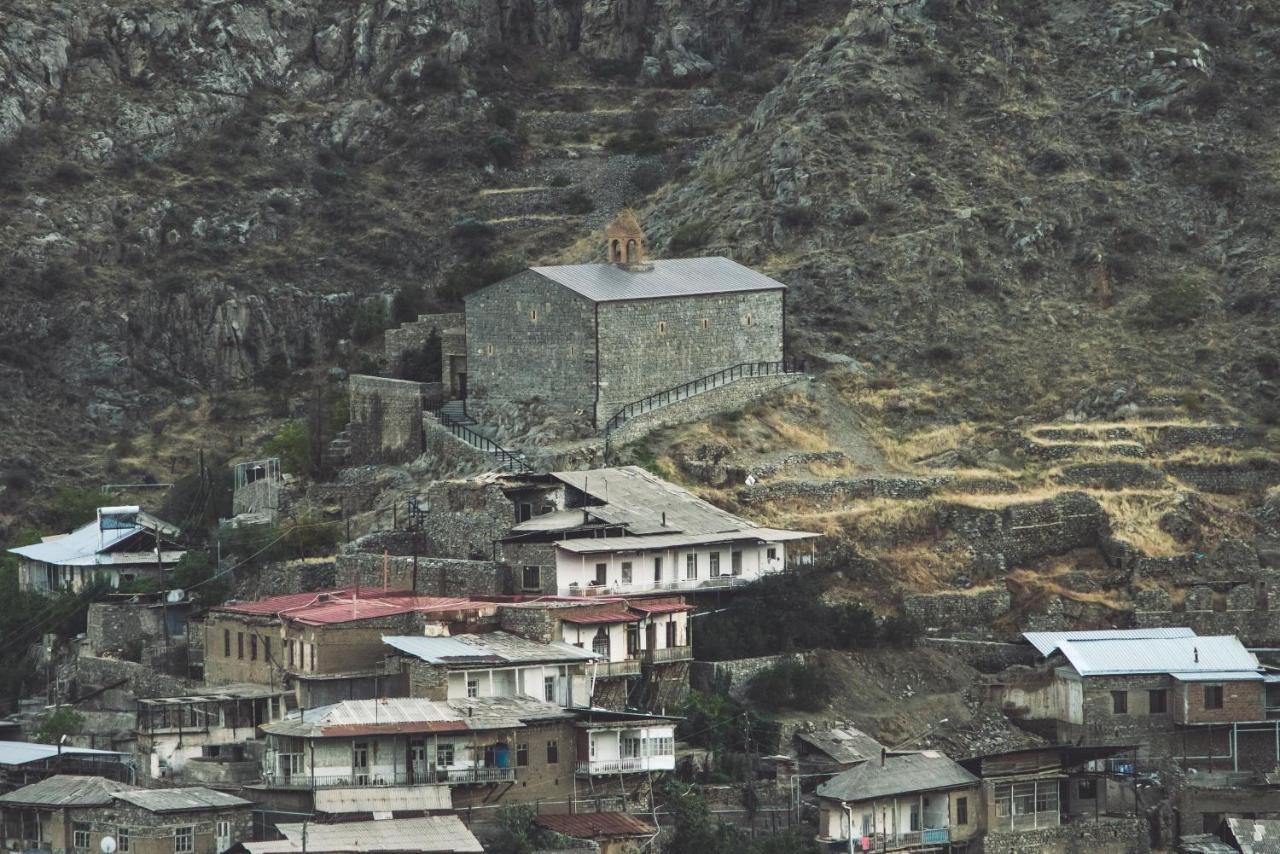 Khachats Toun Heritage Meghri Exterior photo